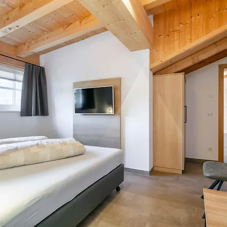 Edelalm Residenz 6