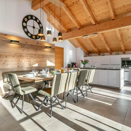 Holiday home Edelalm Residenz 6 *