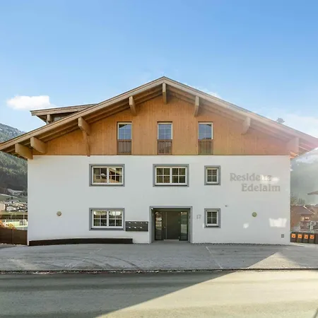Apartment Edelalm Residenz 6 *